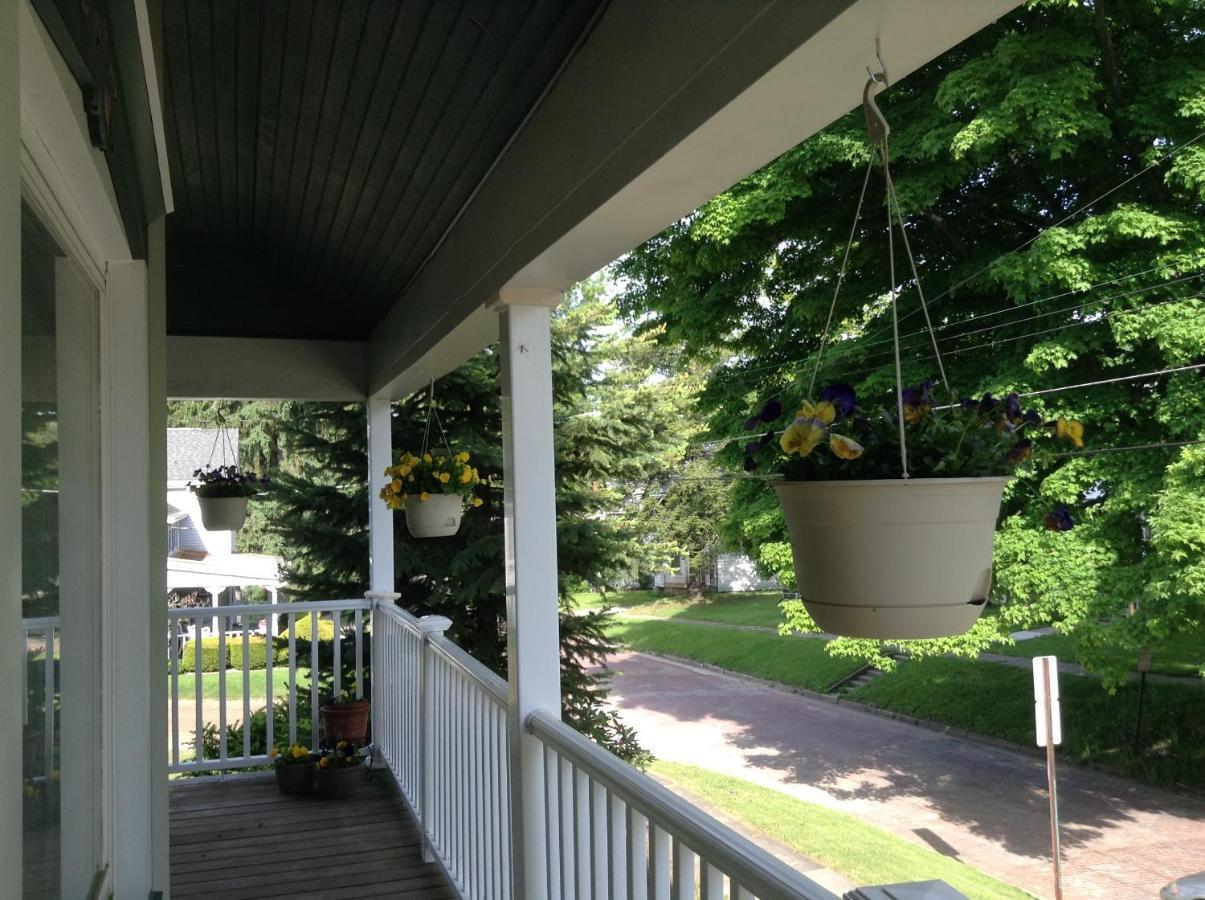 Ottaway Inn Llc Corry Bagian luar foto