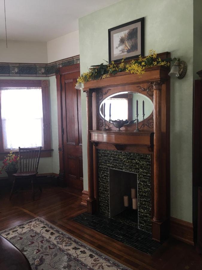 Ottaway Inn Llc Corry Bagian luar foto