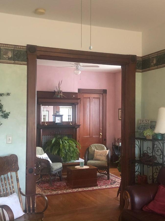 Ottaway Inn Llc Corry Bagian luar foto