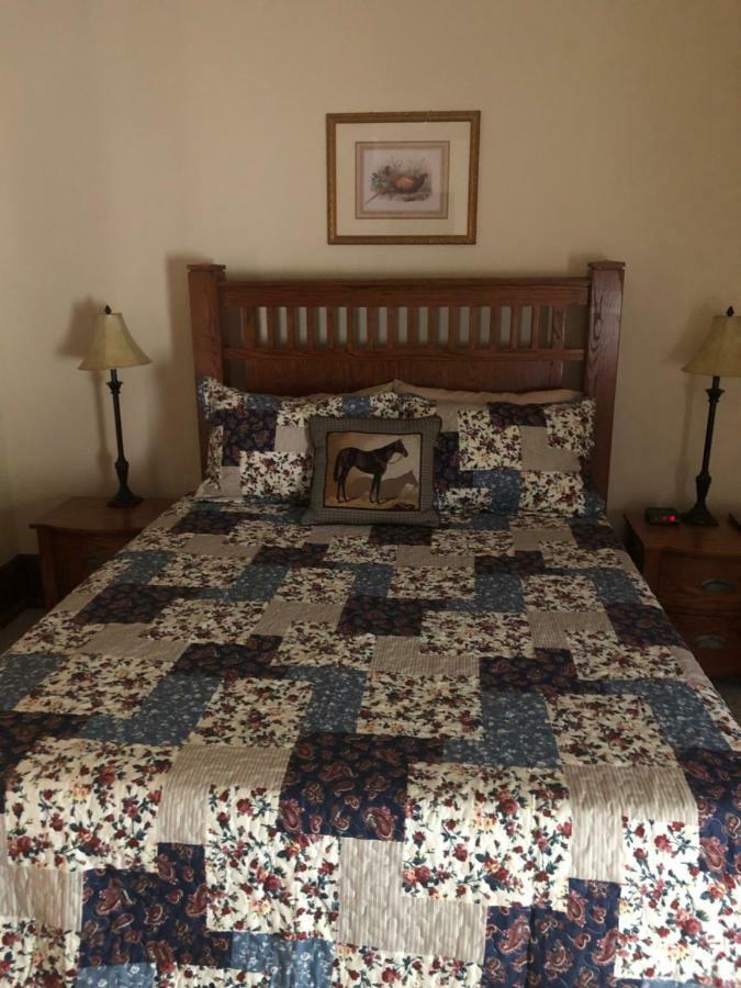 Ottaway Inn Llc Corry Bagian luar foto
