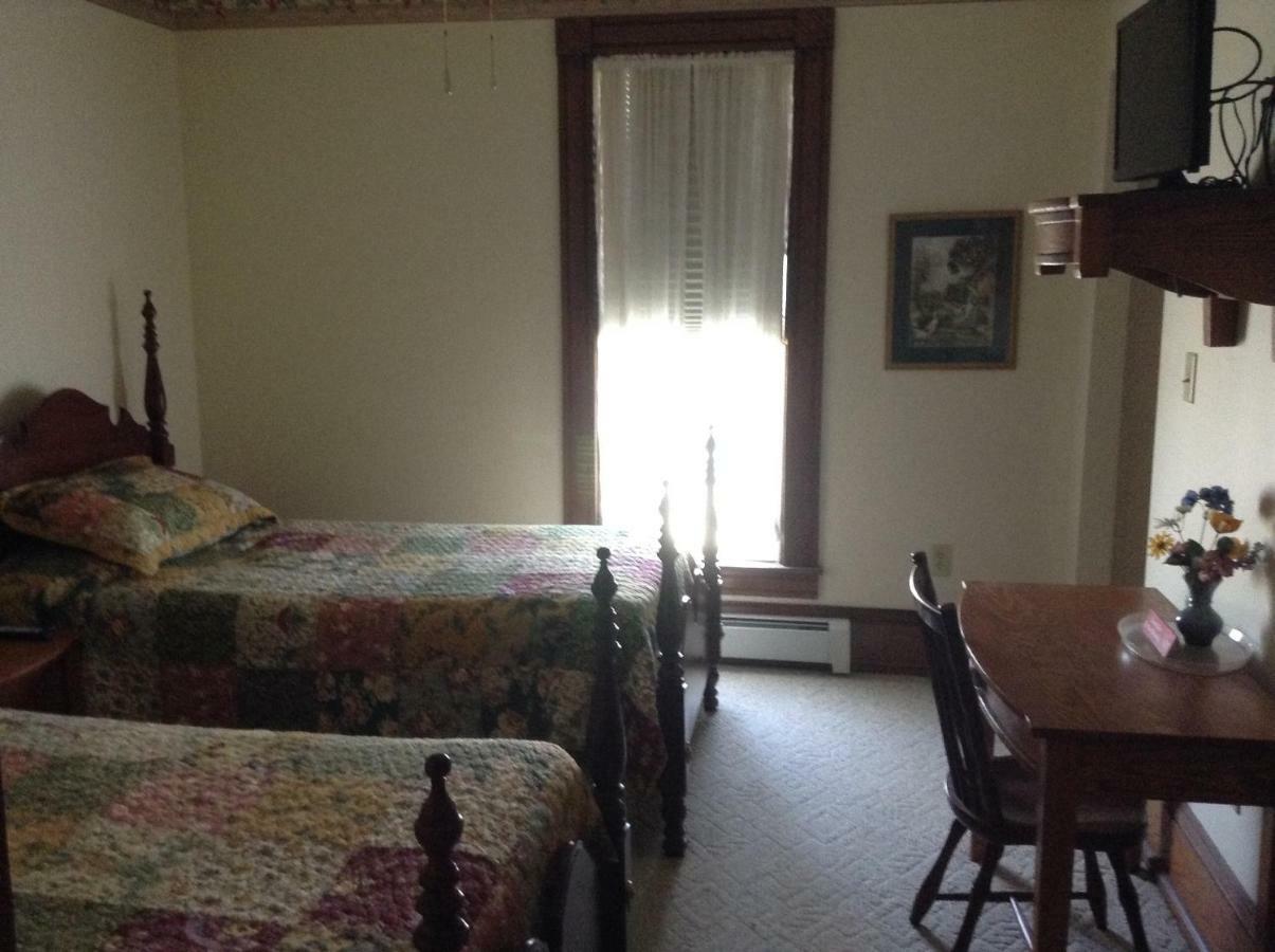 Ottaway Inn Llc Corry Bagian luar foto